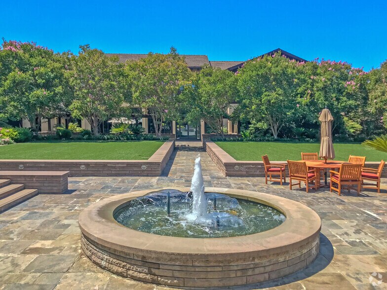 More Photos Of 2725 Sand Hill Rd, Menlo Park Unknown For Lease
