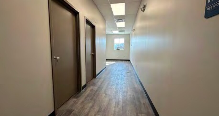 More Photos Of 299 Gest st, Cincinnati Manufacturing For Lease