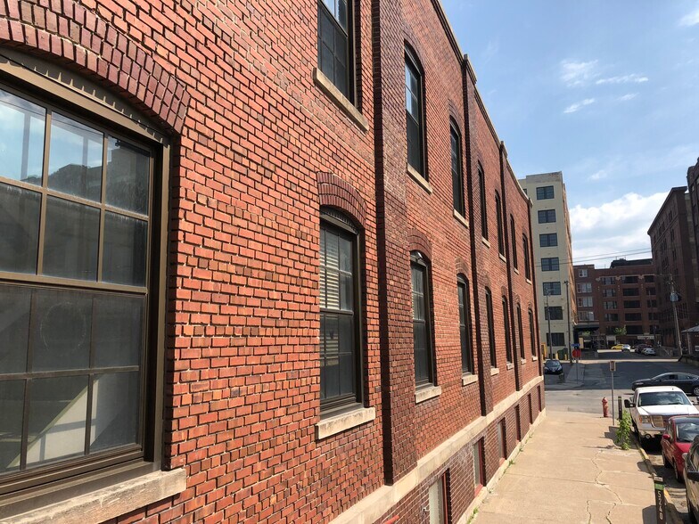 More Photos Of 701 N 3rd St, Minneapolis Loft Creative Space For Lease