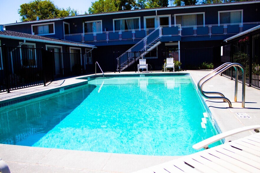 More Photos Of 2483-2491 Whitney Dr, Mountain View Apartments For Sale