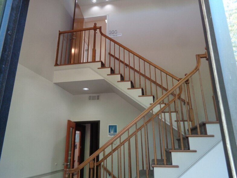 More Photos Of 2255 Cumberland Pky SE, Atlanta Office For Lease