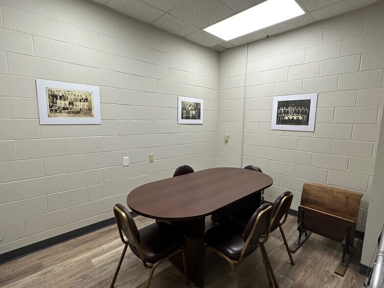 More Photos Of 9050 New Jackson Hwy, Magnolia Storefront Retail Office For Lease