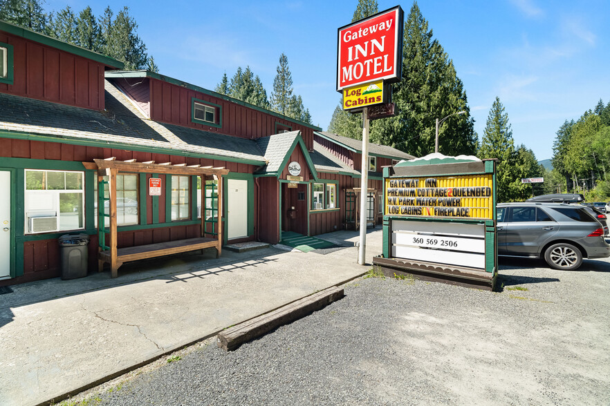 Primary Photo Of 38820 WA-706, Ashford Hotel For Sale