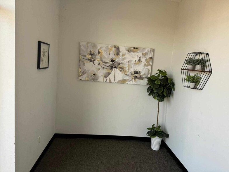More Photos Of 35365 Condominium Blvd, Zephyrhills Warehouse For Sale