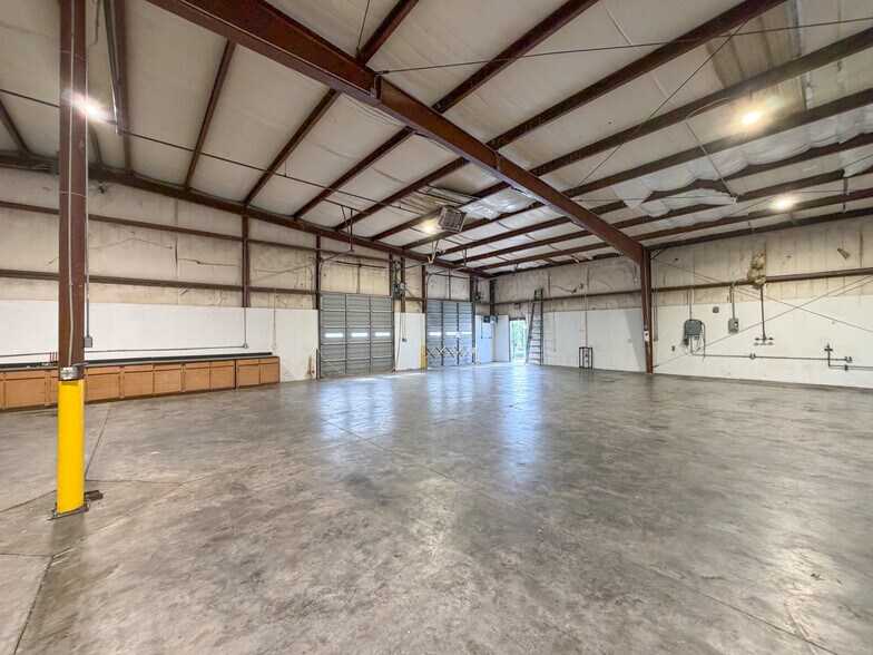 More Photos Of 144 Industrial Dr, Forest City Warehouse For Lease