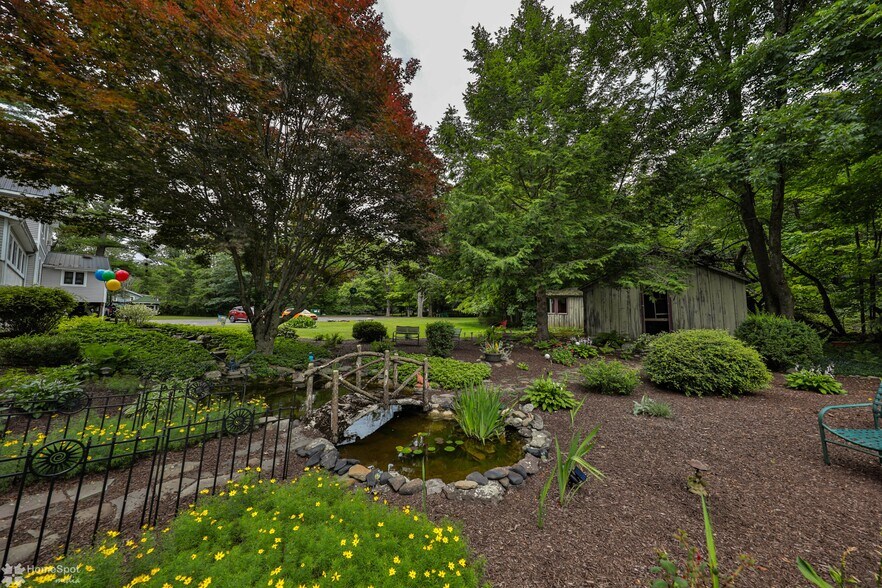 More Photos Of 2468 Route 390, Canadensis Hospitality For Sale