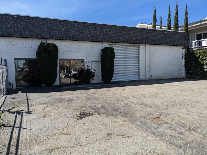 More Photos Of 1260 Elmer St, Belmont Warehouse For Lease