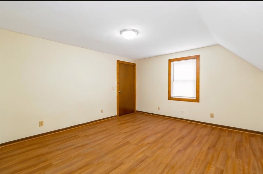 More Photos Of 824 12th St NW, Canton Storefront Retail Residential For Sale