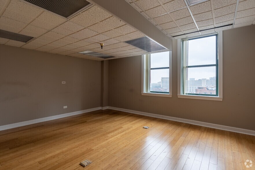 Photo of 15th Floor Ste 1501