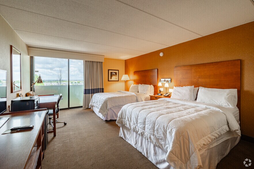 More Photos Of 10249 W Irving Park Rd, Schiller Park Hotel For Sale