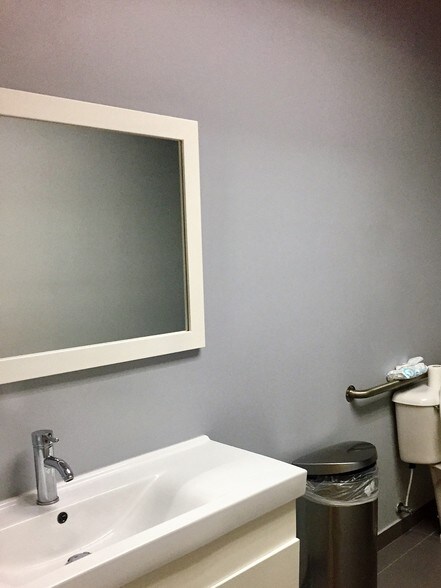 More Photos Of 14125 NW 80th Ave, Miami Lakes Office For Sale