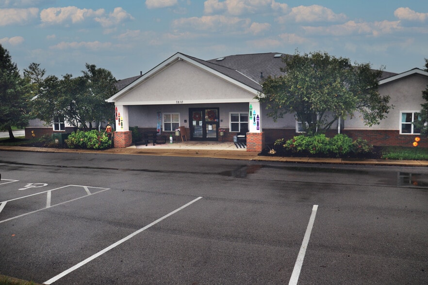 Primary Photo Of 7810 Graphics Way, Lewis Center Office For Sale