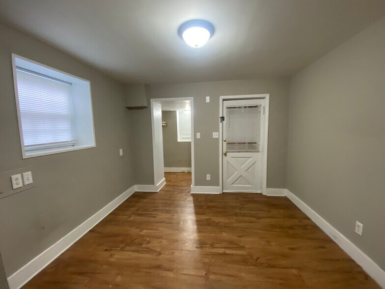 More Photos Of 164 W Wall St, Cookeville Apartments For Sale