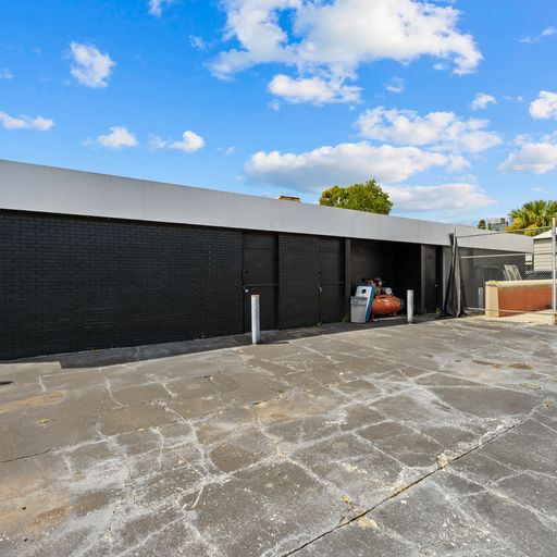 More Photos Of 9940 Atlantic Blvd, Jacksonville Auto Dealership For Lease