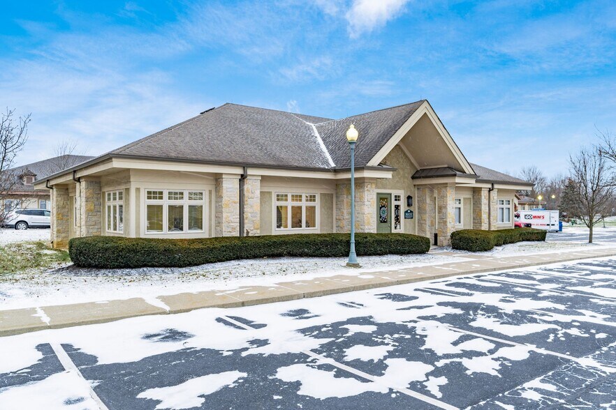 More Photos Of 440 Beecher Rd, Columbus Medical For Lease