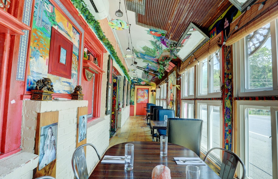 More Photos Of 1300 State Route 213, High Falls Restaurant For Lease