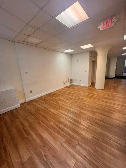 More Photos Of 26 S Water St, New Bedford Apartments For Lease
