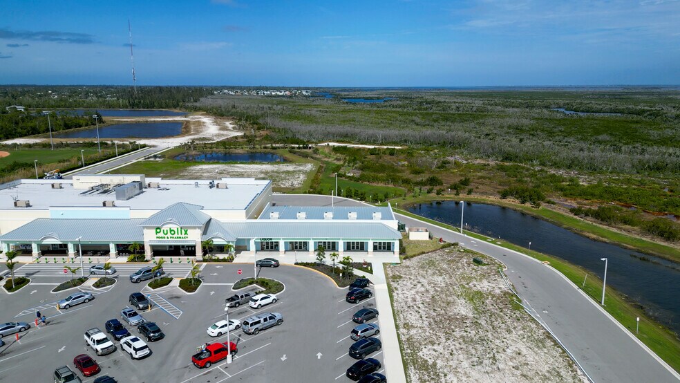 More Photos Of 5100-5120 Pine Island Rd NW, Bokeelia Supermarket For Sale