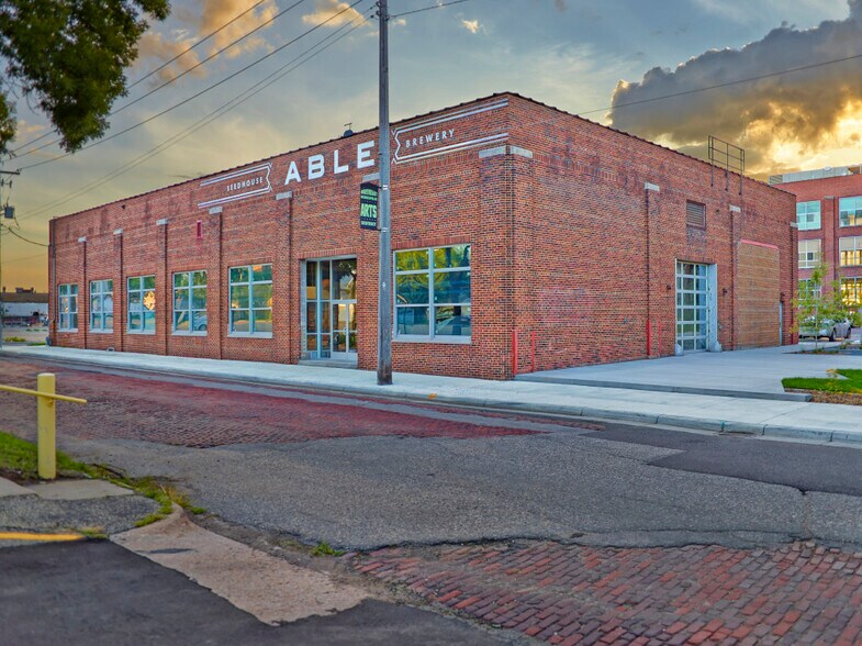 More Photos Of 807 Broadway St NE, Minneapolis Loft Creative Space For Lease