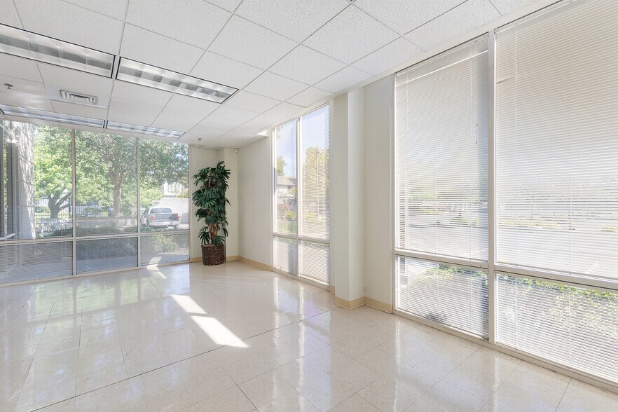 More Photos Of 333 Sunset Ave, Suisun City Medical For Lease