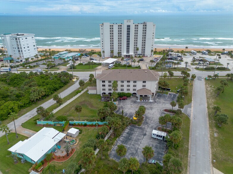 More Photos Of 1050 Ocean Shore Blvd, Ormond Beach Apartments For Sale