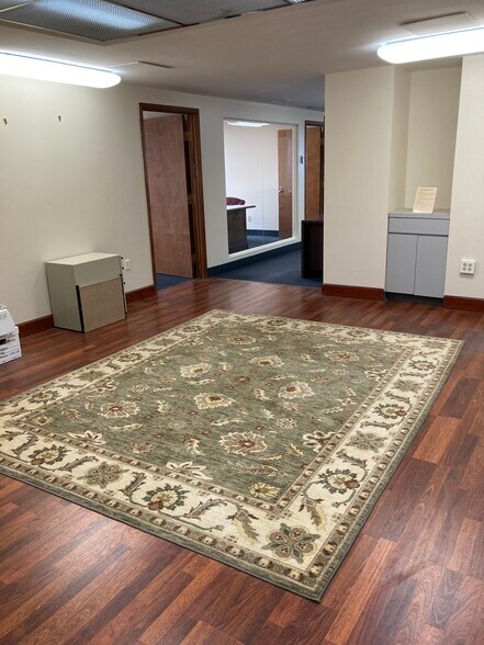 More Photos Of 37 Franklin St, Buffalo Office For Sale