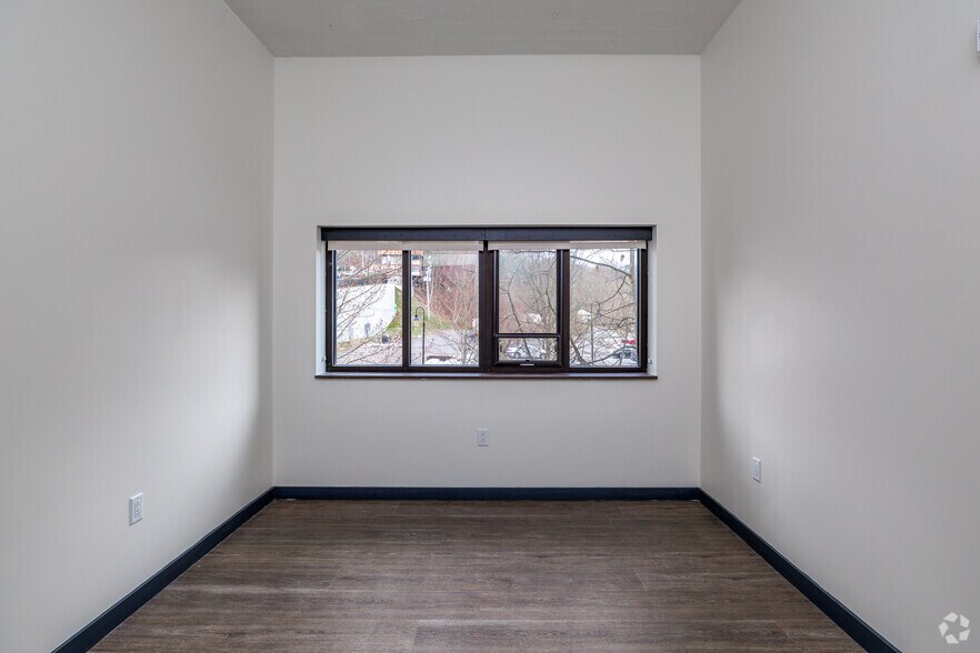 More Photos Of 401 E State St, Ithaca Apartments For Lease