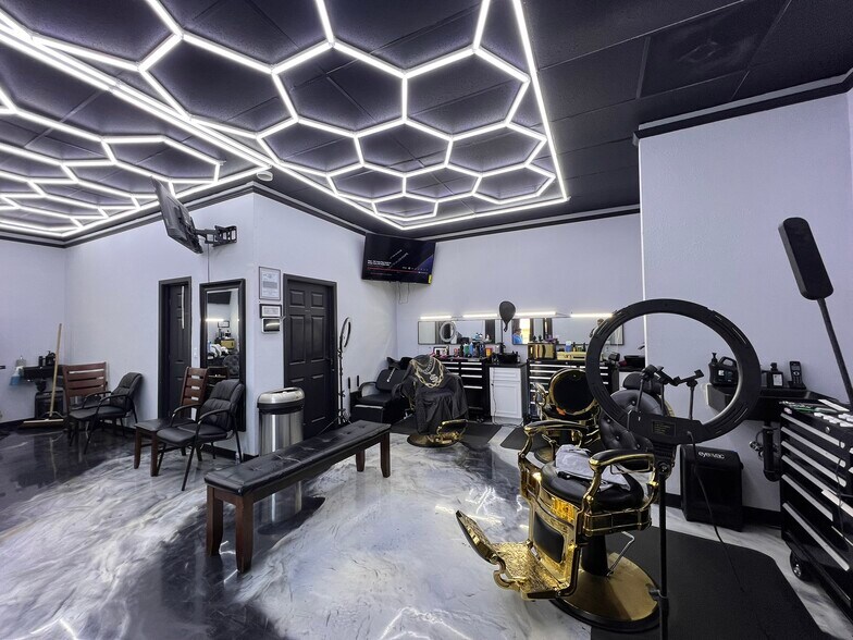 More Photos Of 53 Manor Dr, Bay Point General Retail For Sale