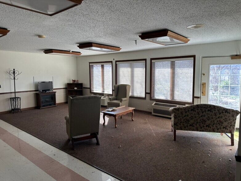 More Photos Of 509 S Buck Rd, Le Roy Skilled Nursing Facility For Sale