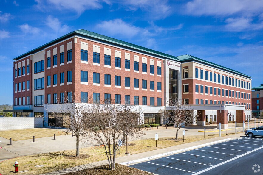 More Photos Of 8441 State Highway 47, Bryan Medical For Lease