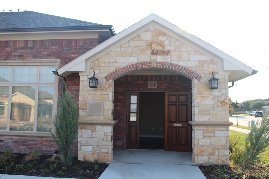 More Photos Of 8951 Collin McKinney Pky, McKinney Medical For Lease