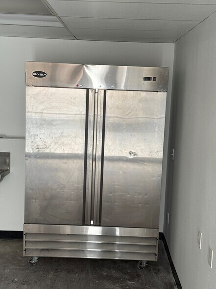 More Photos Of 5503 N Wall St, Spokane Freestanding For Lease