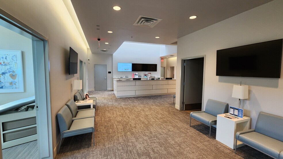 More Photos Of 3311 E 46th St, Tulsa Medical For Sale