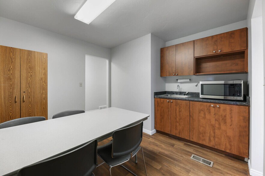 More Photos Of 7706 S Locust St, Midvale Medical For Sale