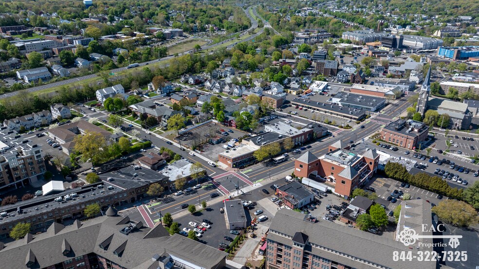 More Photos Of 606-612 West Ave, Norwalk Office For Lease