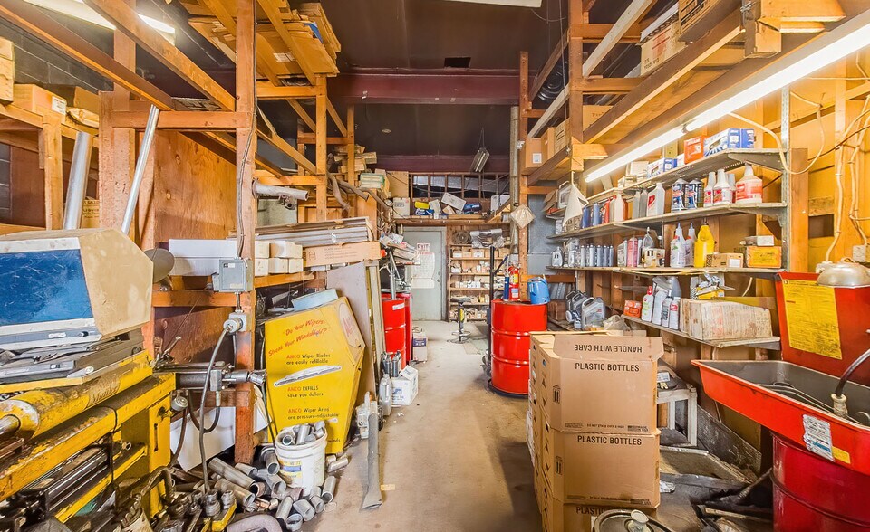 More Photos Of 765 Columbia Blvd, Bloomsburg Auto Repair For Sale