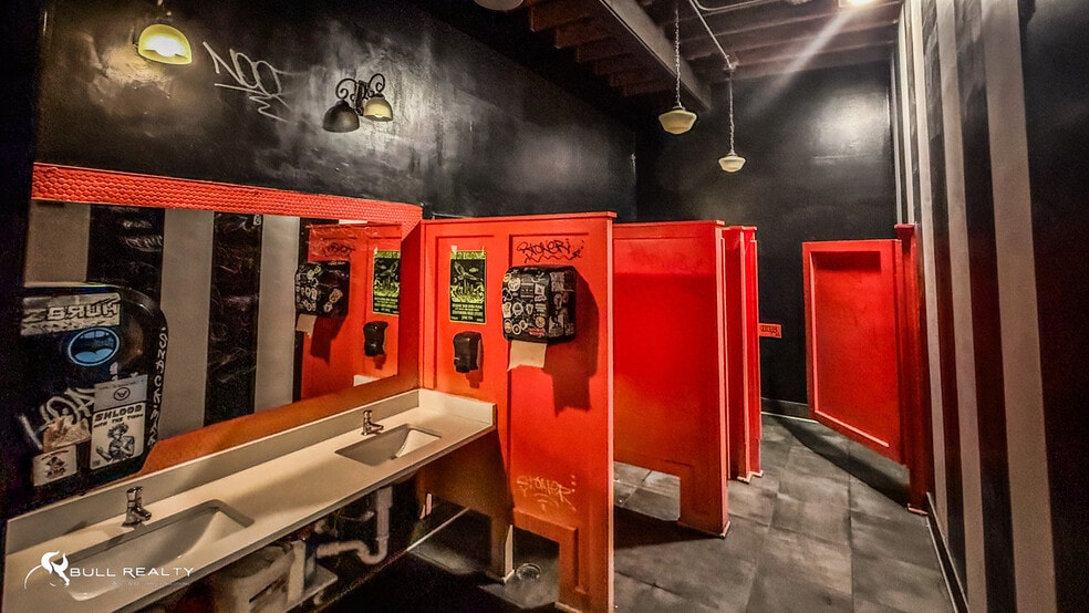 More Photos Of 1245 Glenwood Ave SE, Atlanta Restaurant For Sale
