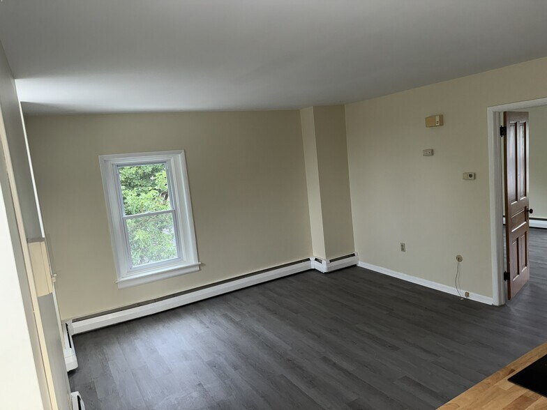 More Photos Of 1977 S 5th St, Allentown Office Residential For Sale