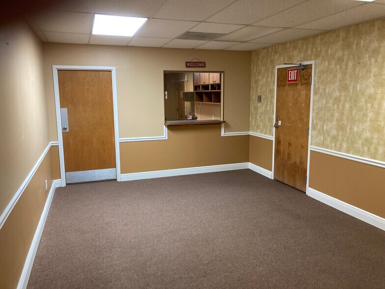 More Photos Of 2215 Nebraska Ave, Fort Pierce Medical For Lease