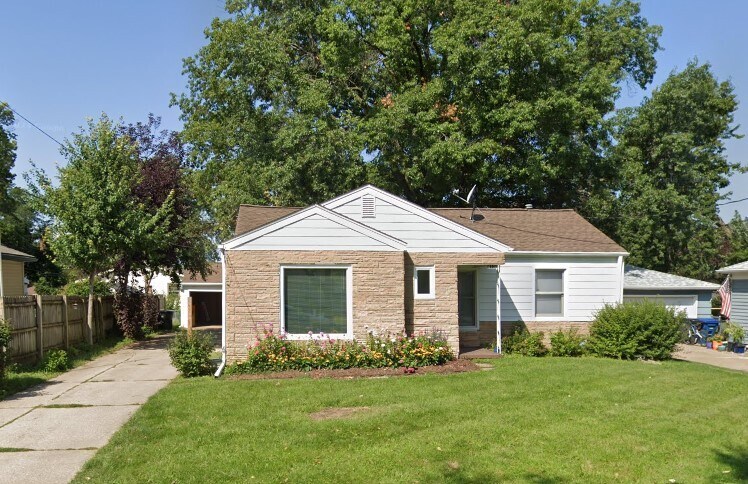 More Photos Of 1231 15th St, Des Moines Apartments For Sale