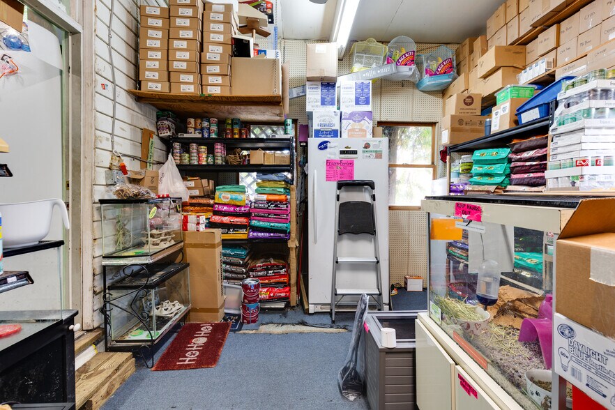 More Photos Of 307 Railroad Ave, Ashland Storefront Retail Residential For Sale