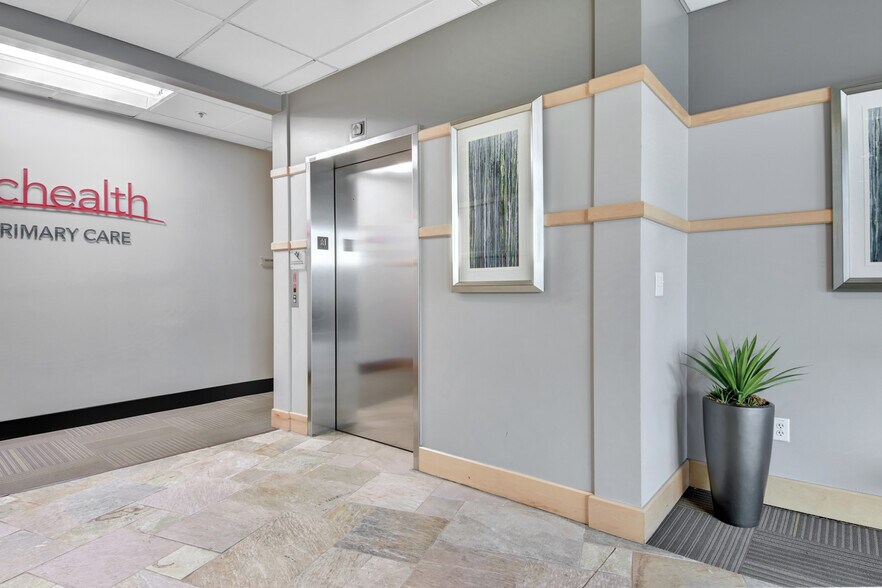 More Photos Of 340 E 1st Ave, Broomfield Medical For Lease