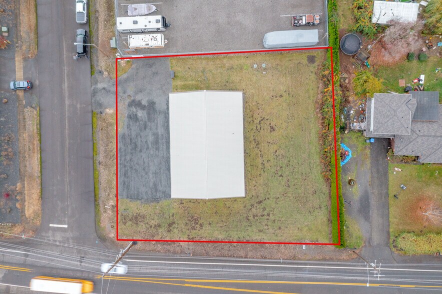 More Photos Of 2120 Apple Loop, Lyons Industrial For Sale