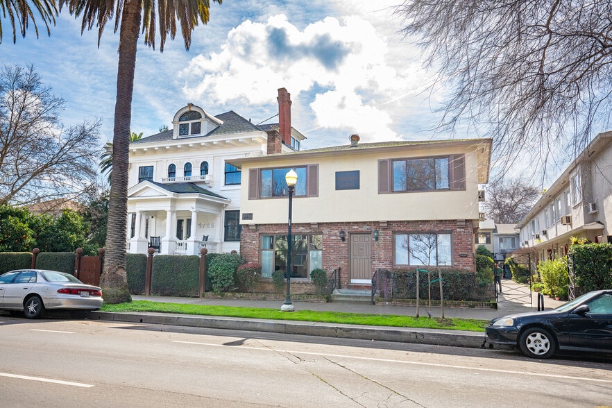 Primary Photo Of 1720 N St, Sacramento Apartments For Sale