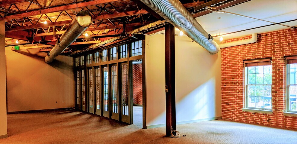 More Photos Of 900 S Wolfe St, Baltimore Office For Sale