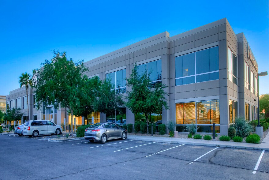 More Photos Of 9520 W Palm Ln, Phoenix Unknown For Lease