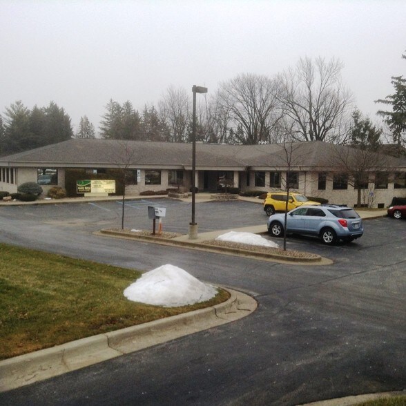 5560 Gratiot Rd, Saginaw, MI 48638 Office For Sale