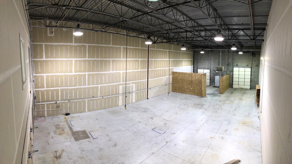 More Photos Of 695 N Kays Dr, Kaysville Warehouse For Lease