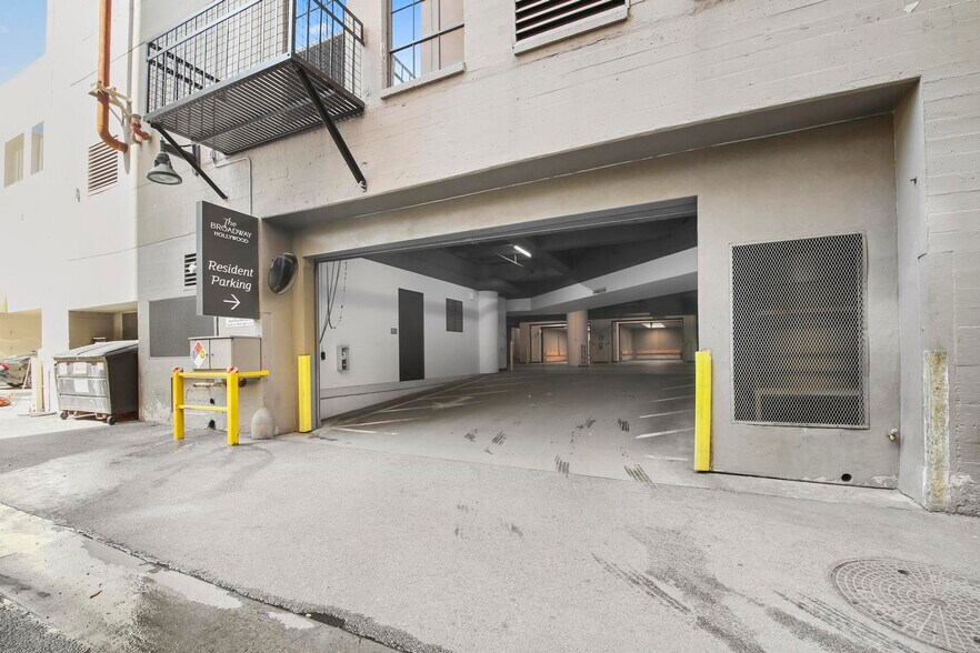 More Photos Of 1645 Vine St, Hollywood Loft Creative Space For Sale