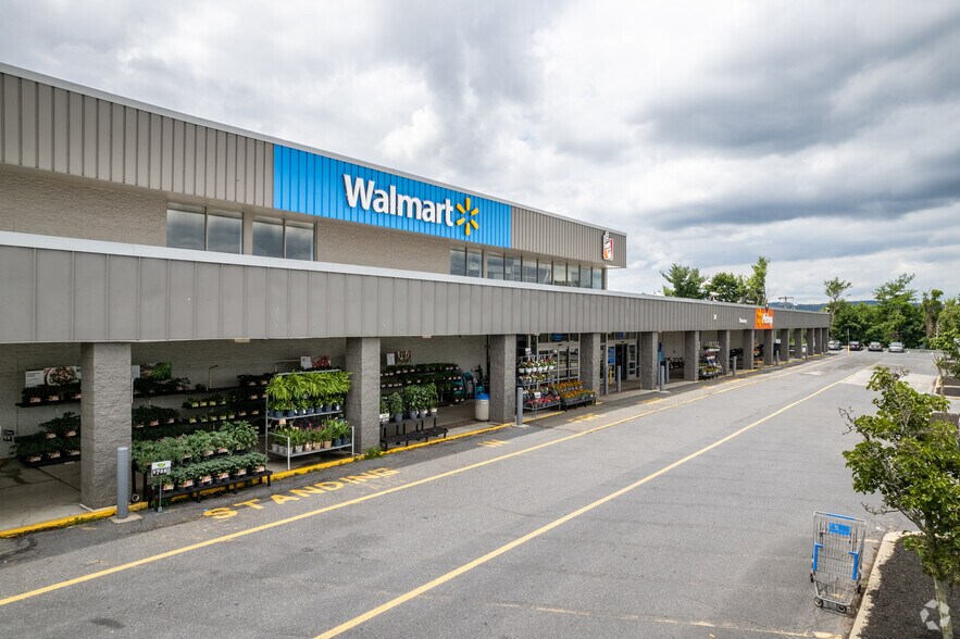 More Photos Of 1 Walmart Plz, Clinton Township Unknown For Lease